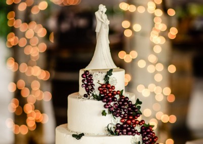 winery wedding cake