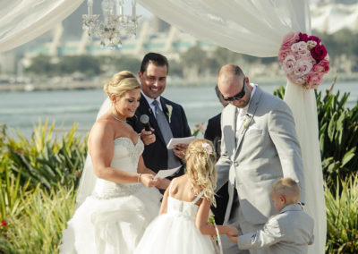 bride and groom children at alter brant bender photgraphy